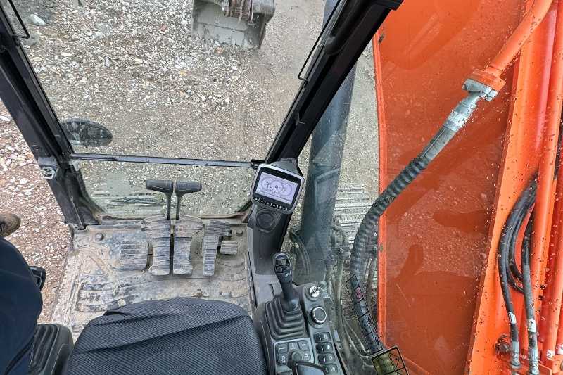 OmecoHub - Immagine DOOSAN DX235NLC-5
